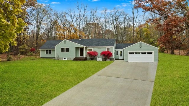 322 River Rd, Andover