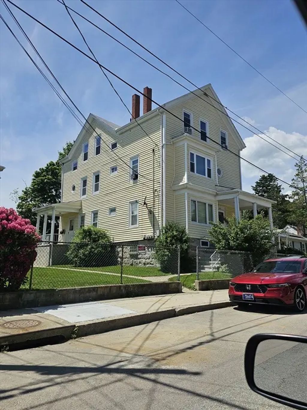 80 Warburton, Fall River