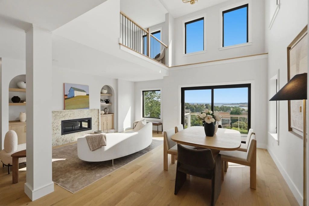 18r Starknaught Heights #a, Gloucester