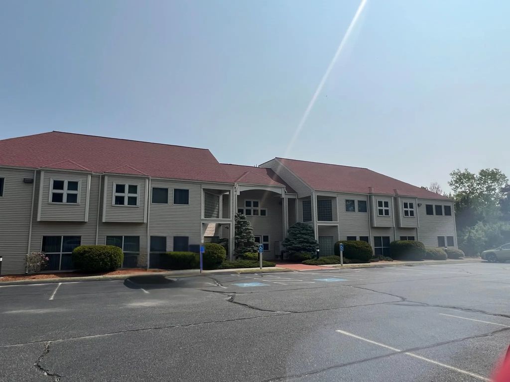 10 River Rd #102-c, Uxbridge