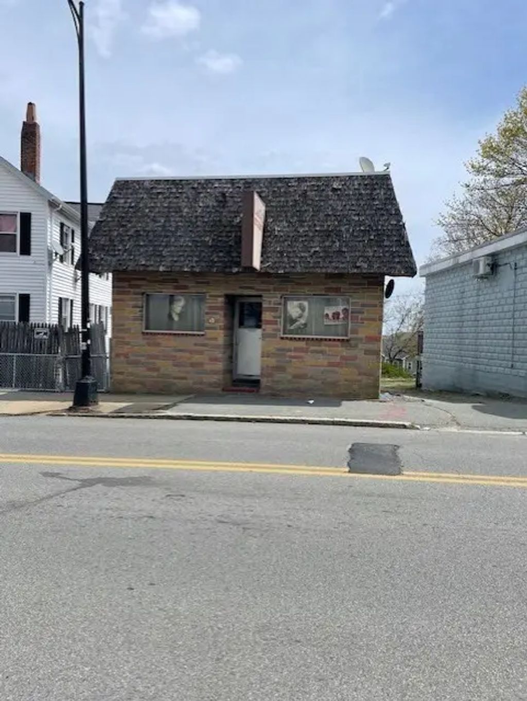 770 County St, New Bedford