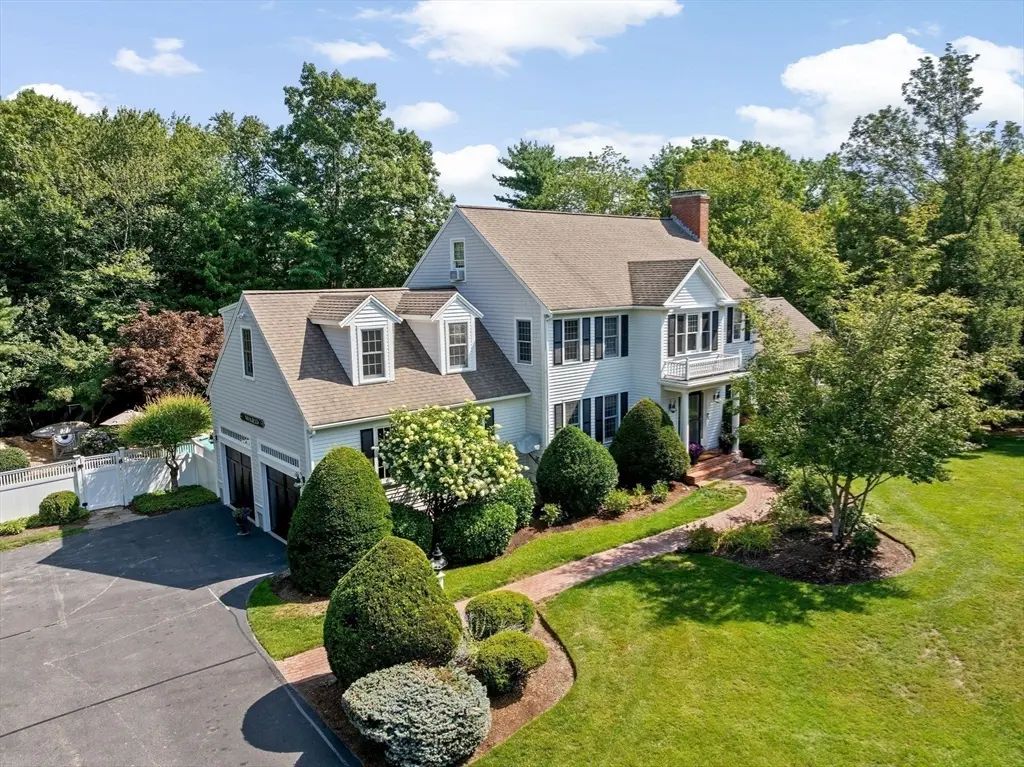 71 Satuit Meadow Ln, Norwell