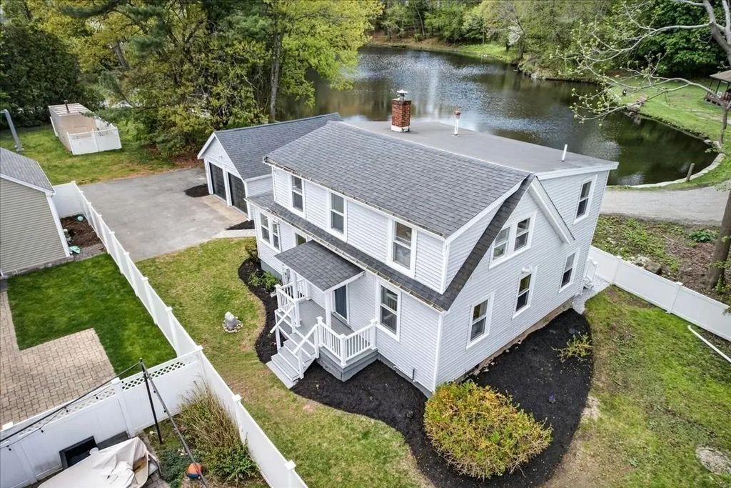 1360 Great Plain Ave, Needham