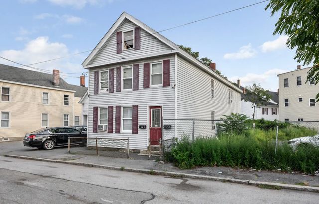 17 Auburn St, Lowell