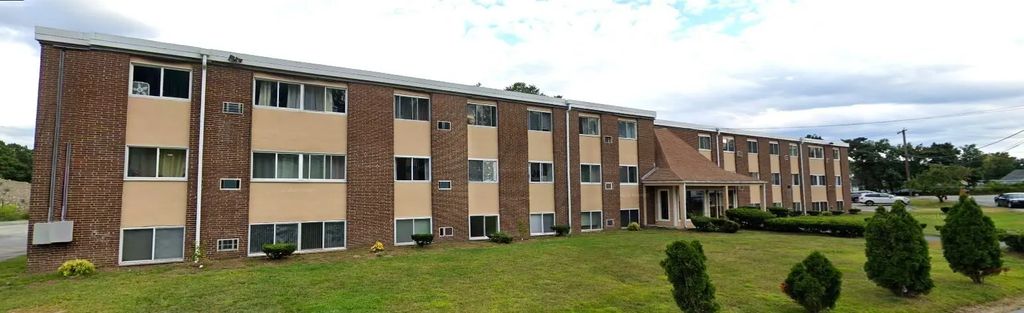 26 Willis St #33, Framingham