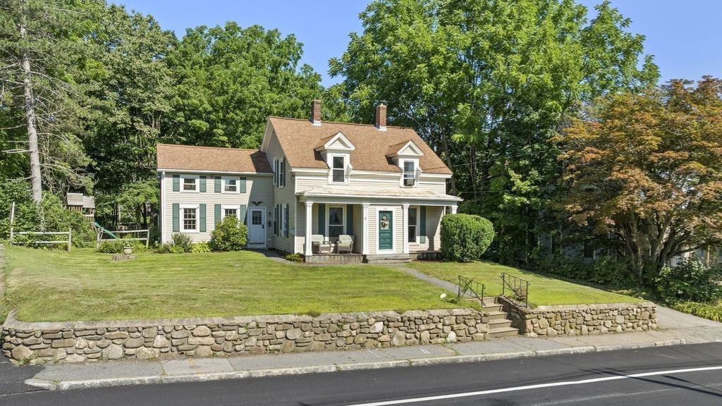 291 N Main St, North Brookfield
