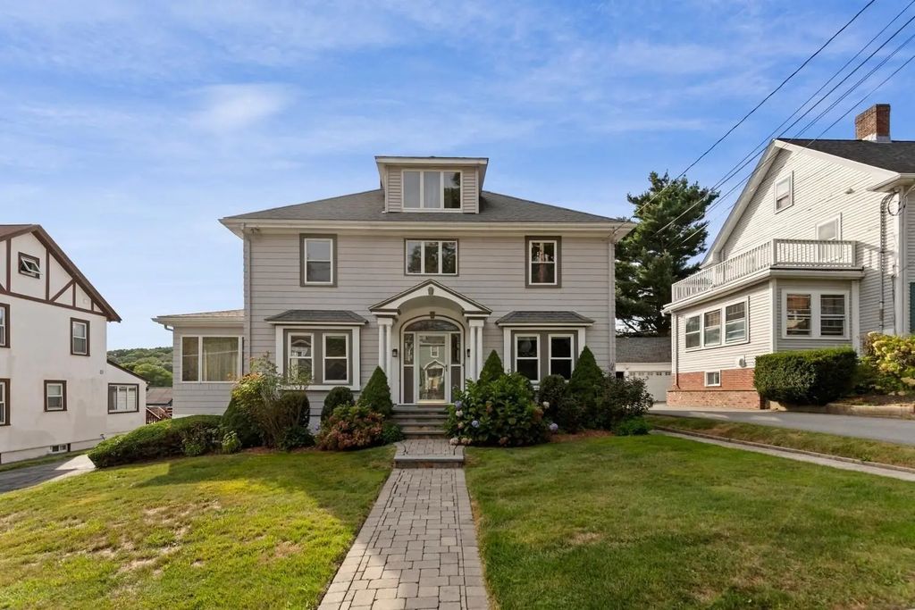 158 Common St, Watertown