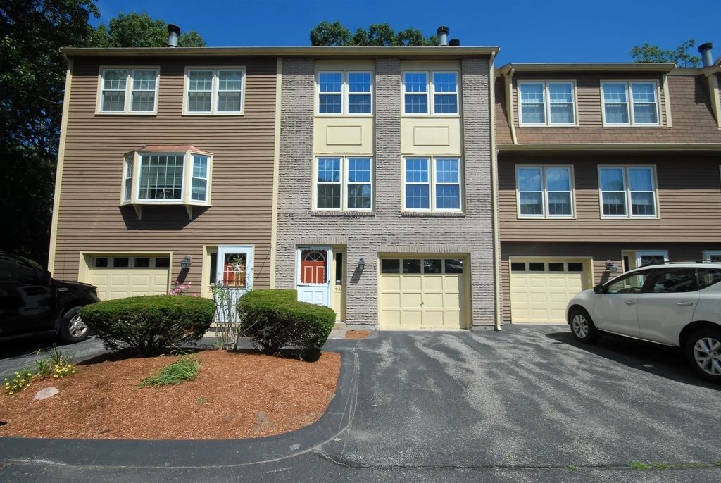 98 Heritage Dr #98, Tewksbury
