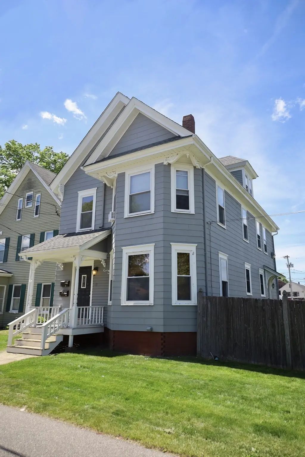 19 Central Street #1, Whitman