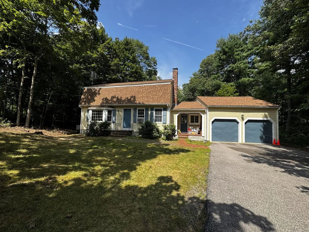 94 Grove St, Norfolk