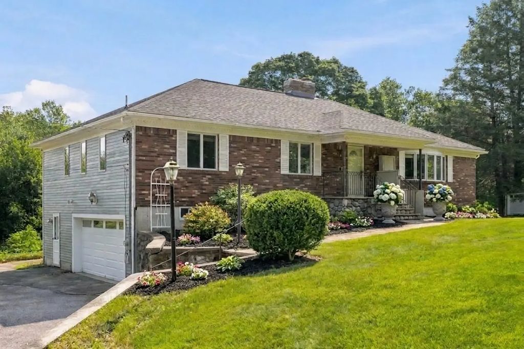 24 Uptack Rd, Groveland