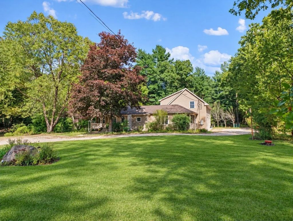 17 N Washington St, Norton