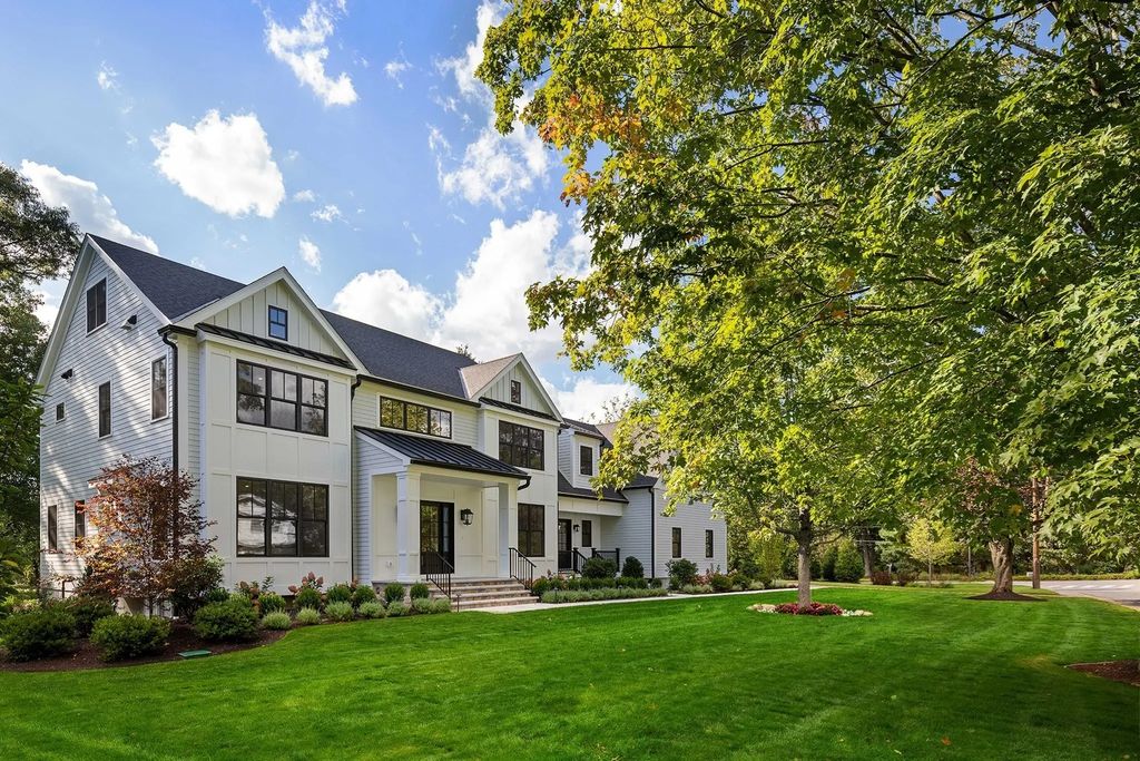 24 Fiske Road, Lexington