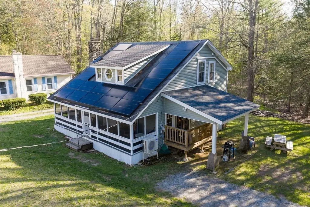 400 Pine Road, Otis