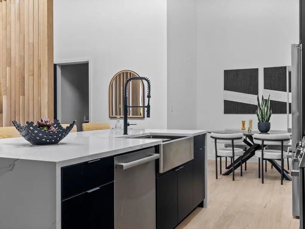 22 High Street #202, Boston