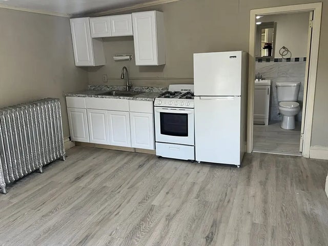 14 Monument Square #4-11, Boston