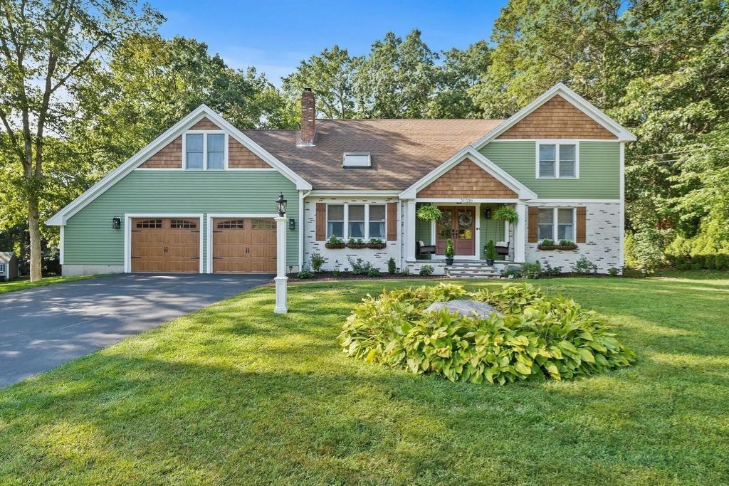 210 Boxwood Ln, Bridgewater