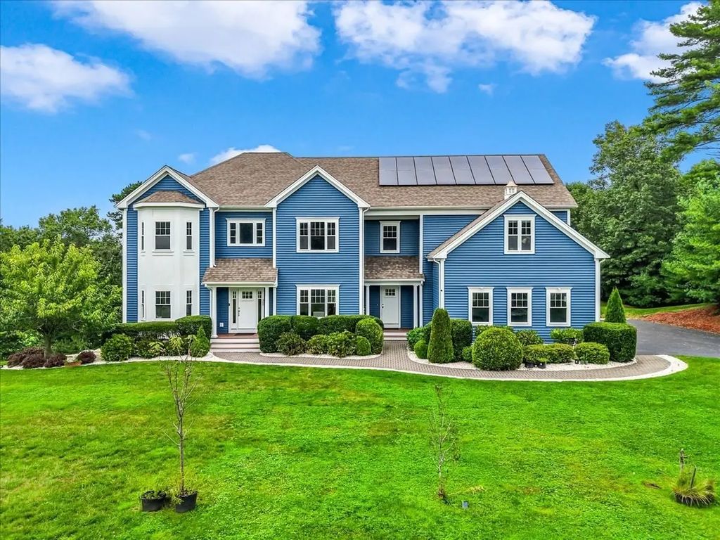 300 Country Club Way, Kingston