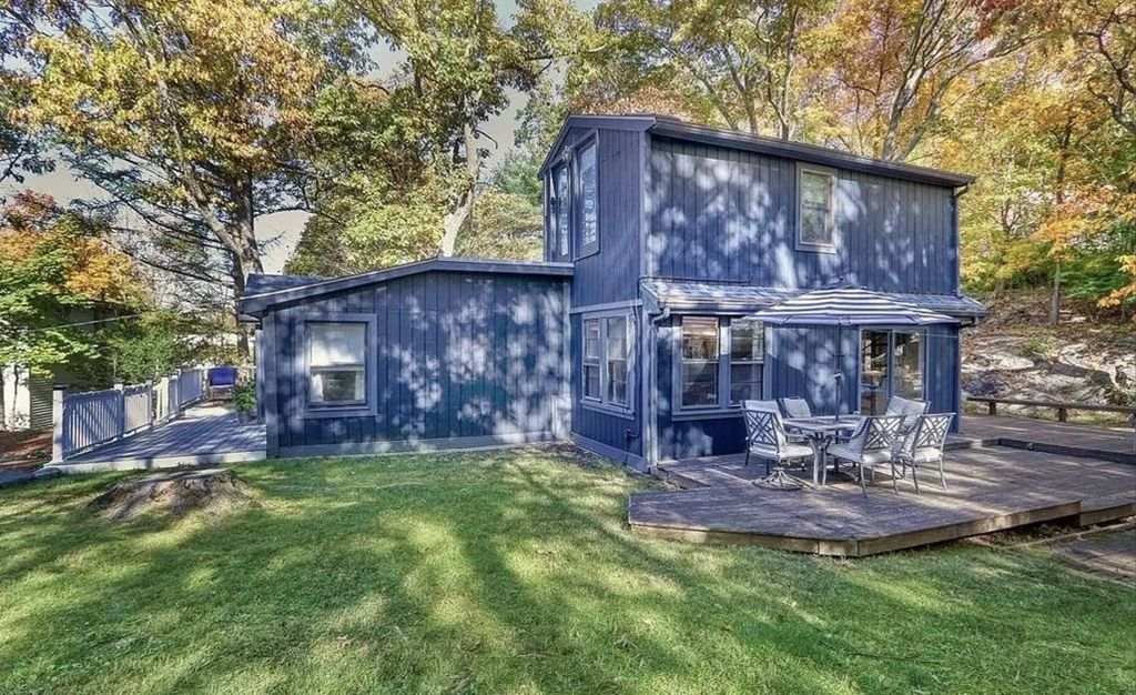 7 West St, Melrose