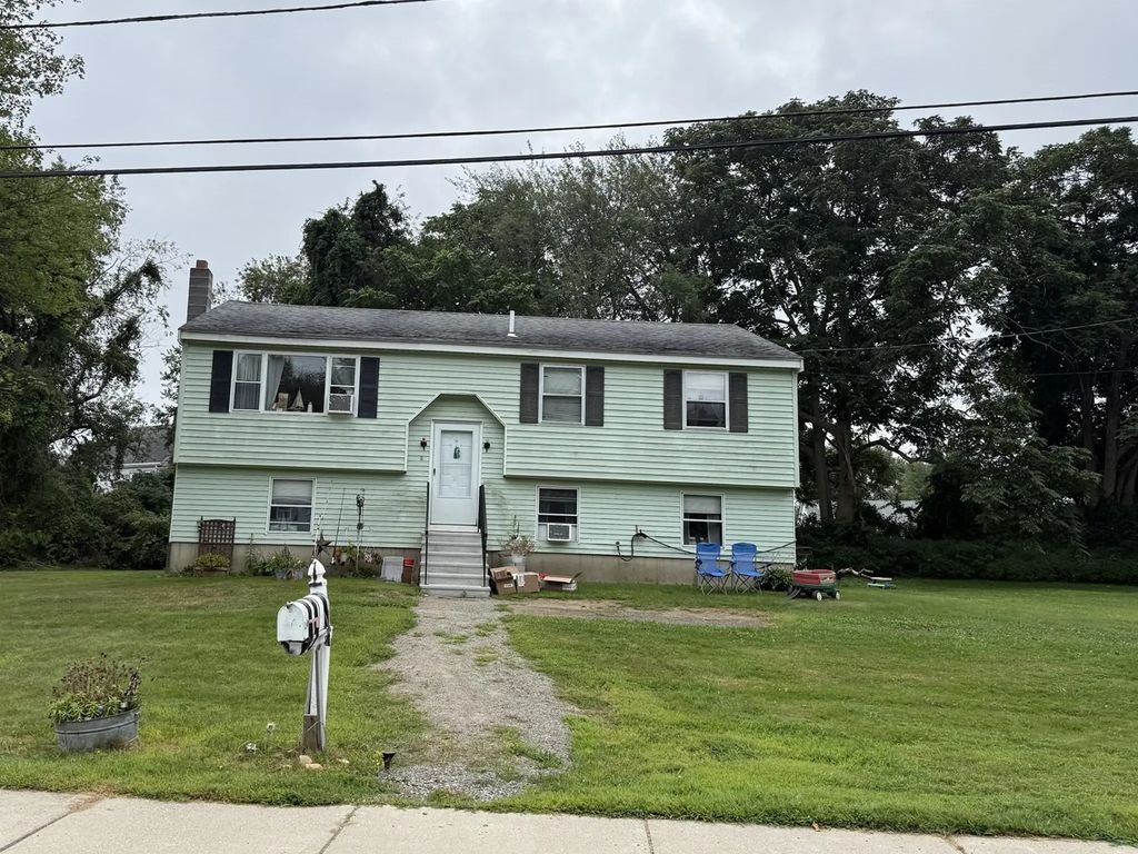 1 Howard George Ct, Salisbury