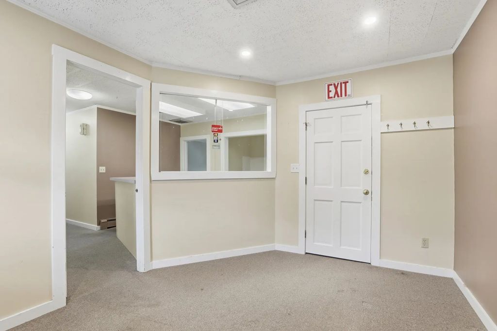 35-41 W Main St #6, Georgetown