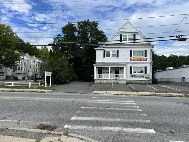 1535 Middlesex Street, Lowell