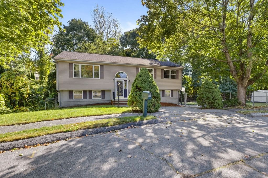 4 Wildwood Terrace, Saugus