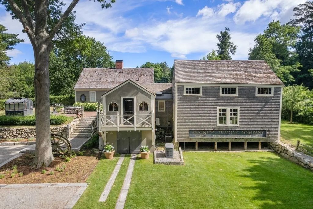 840 Main St, Norwell