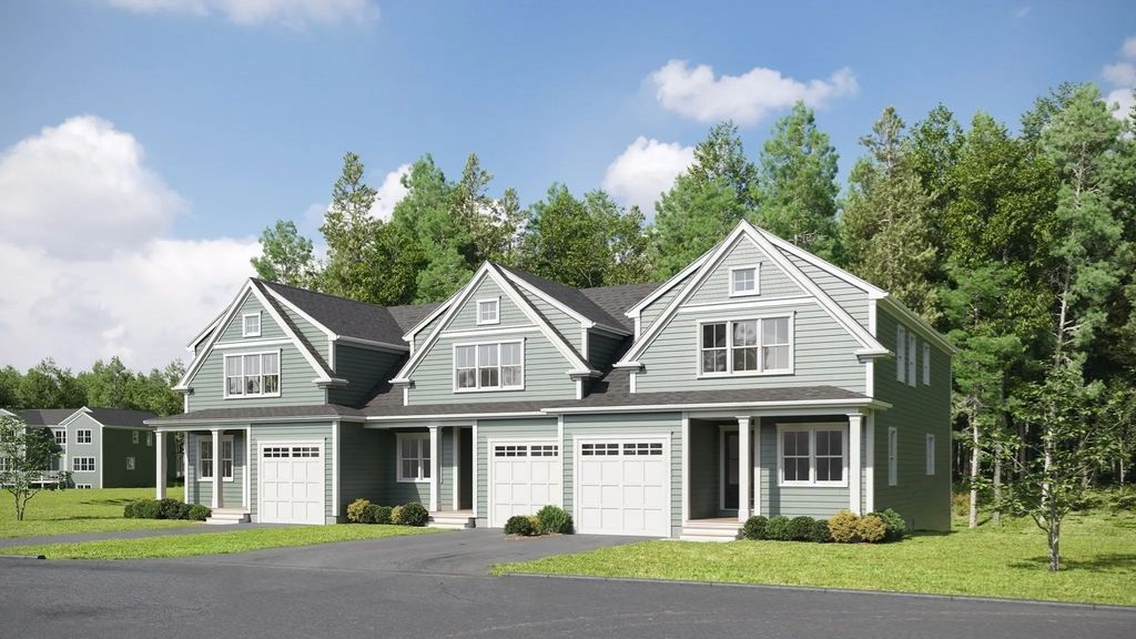 61 Pine Tree Road #61, Holden