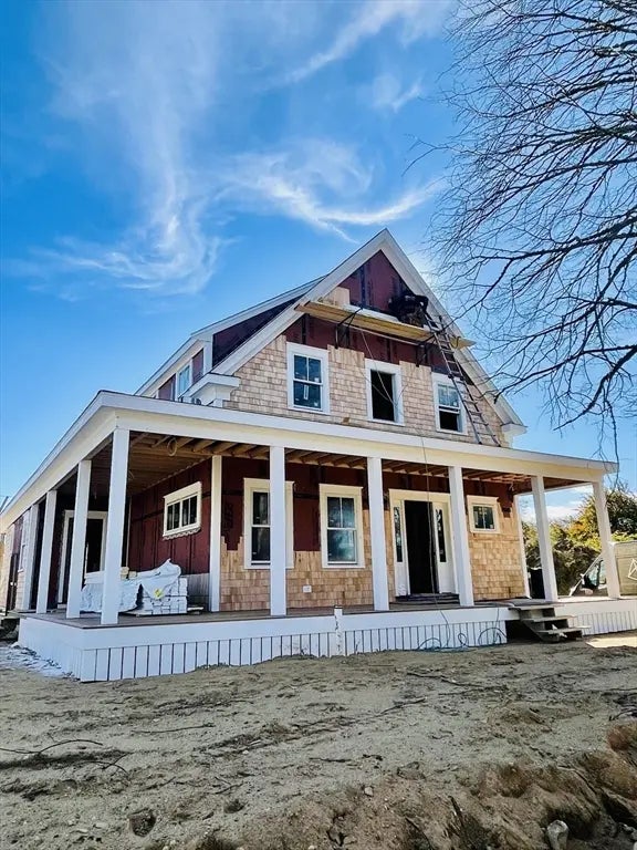 7 Clark Drive, Edgartown