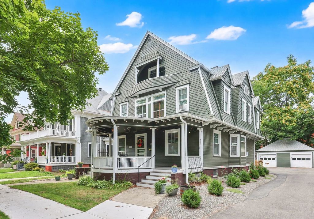 36 Spruceland Ave, Springfield