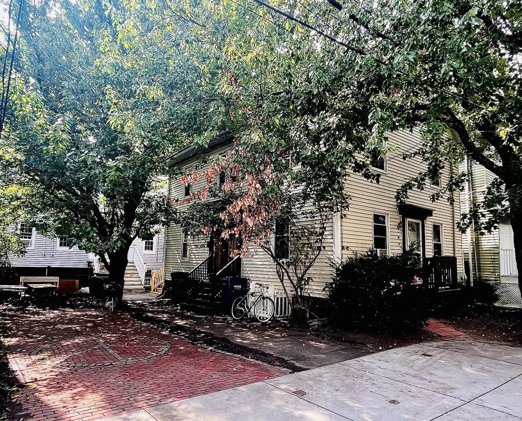 14 Lopez, Cambridge
