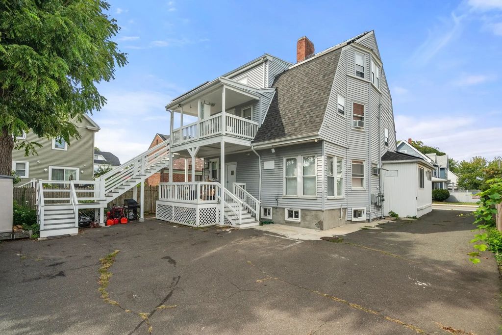 190 Pleasant St, Winthrop