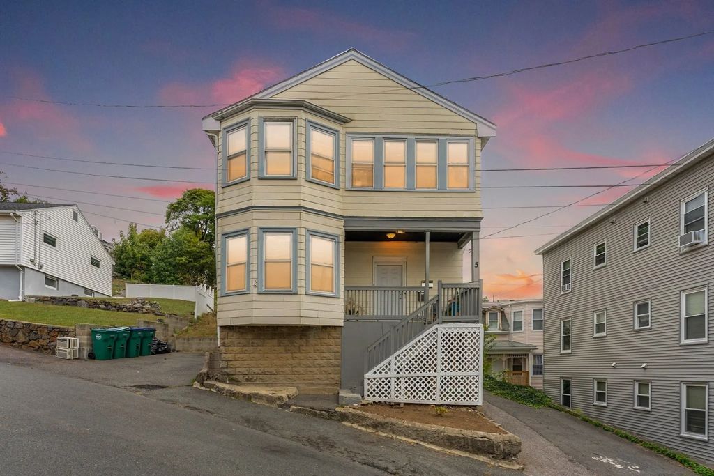 5 Forest Hill Ave, Lynn