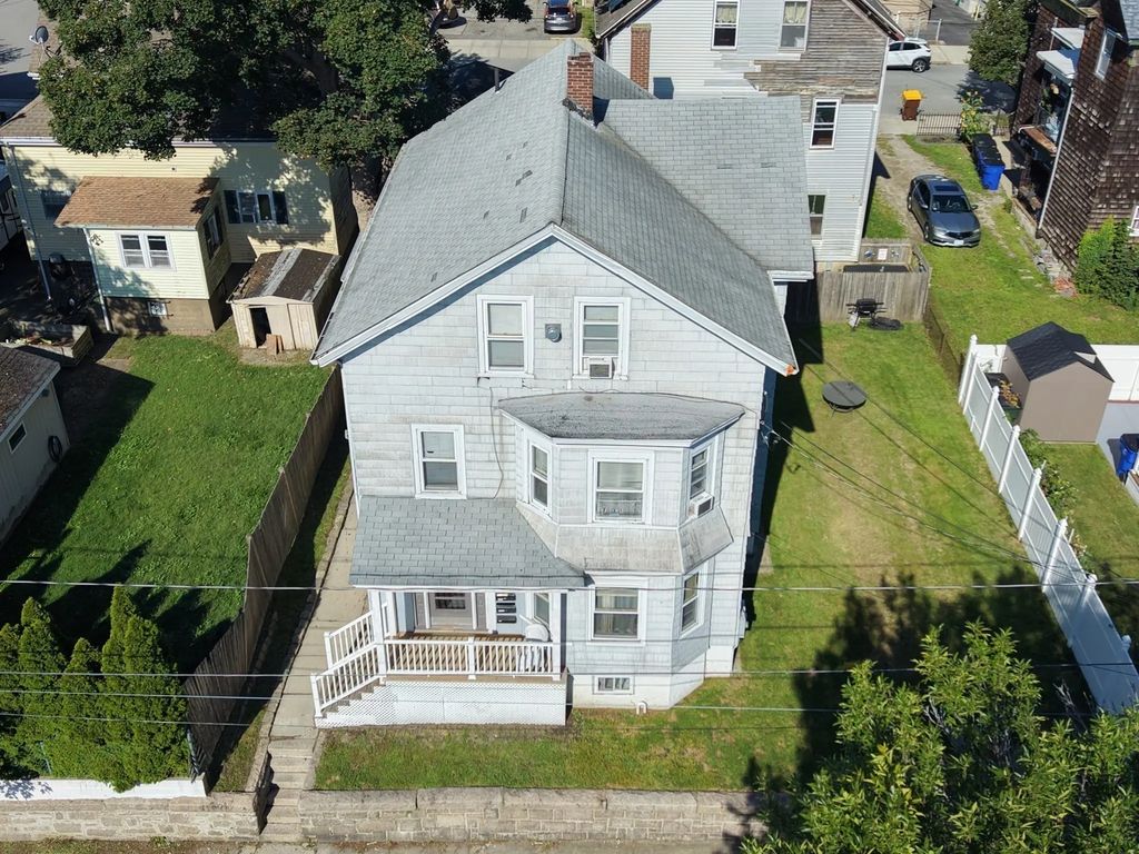 162 O'grady St., Fall River
