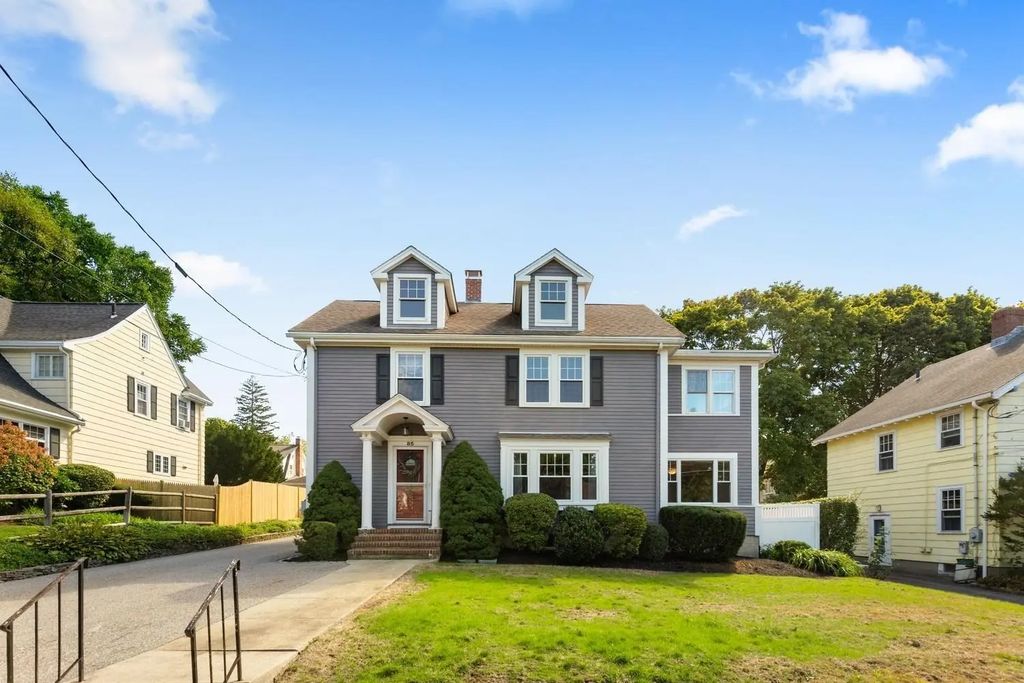 85 Robbins Rd, Watertown