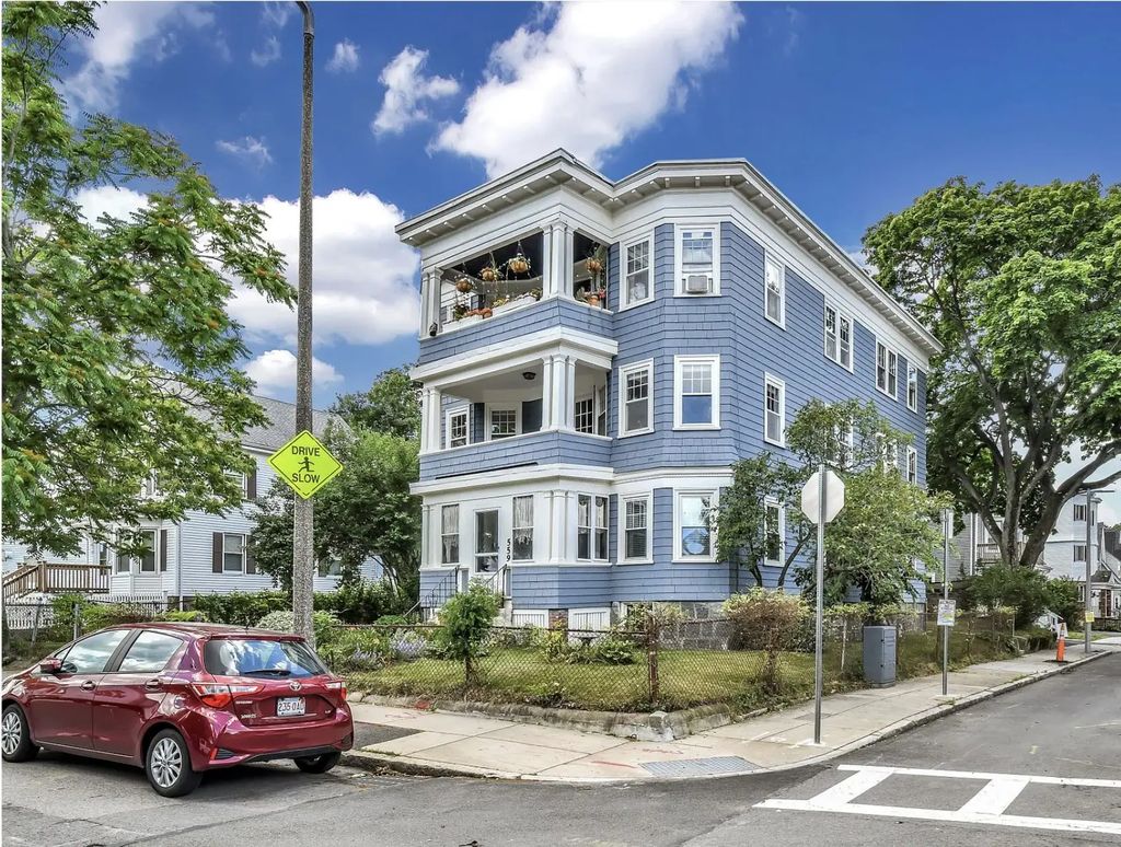 559 Adams St #2, Boston
