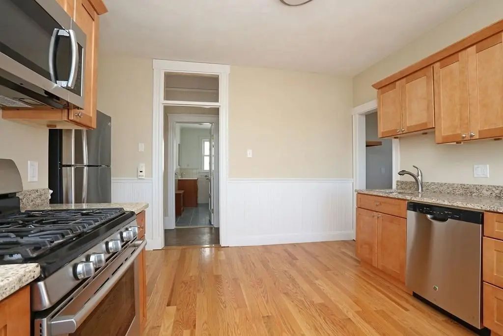 1 Orient Ave #3, Boston