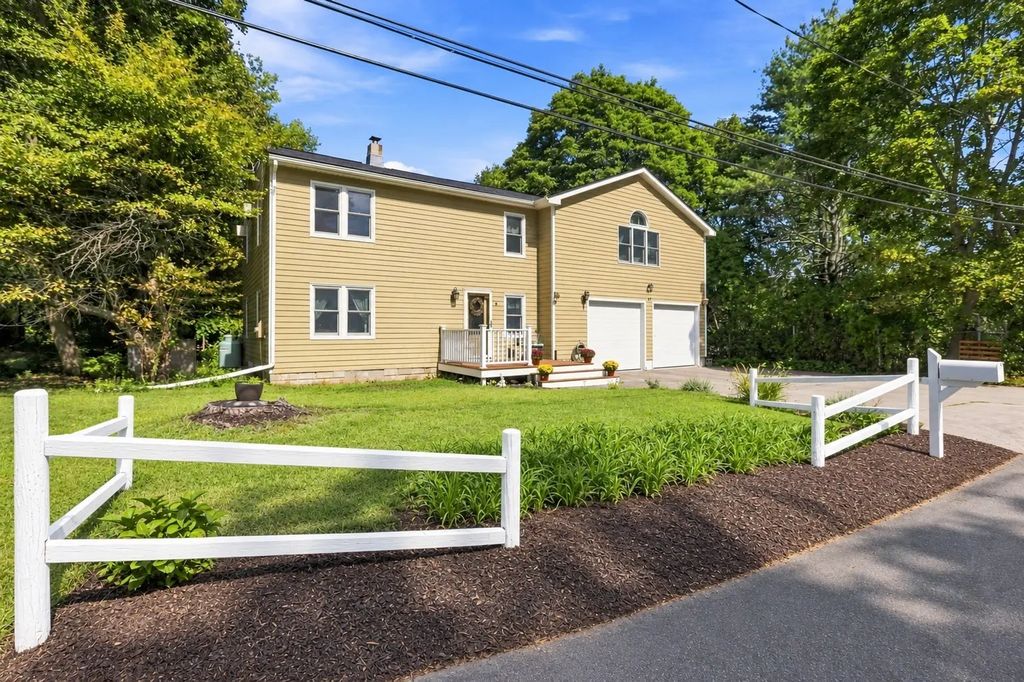 7 Chute Rd, Newbury