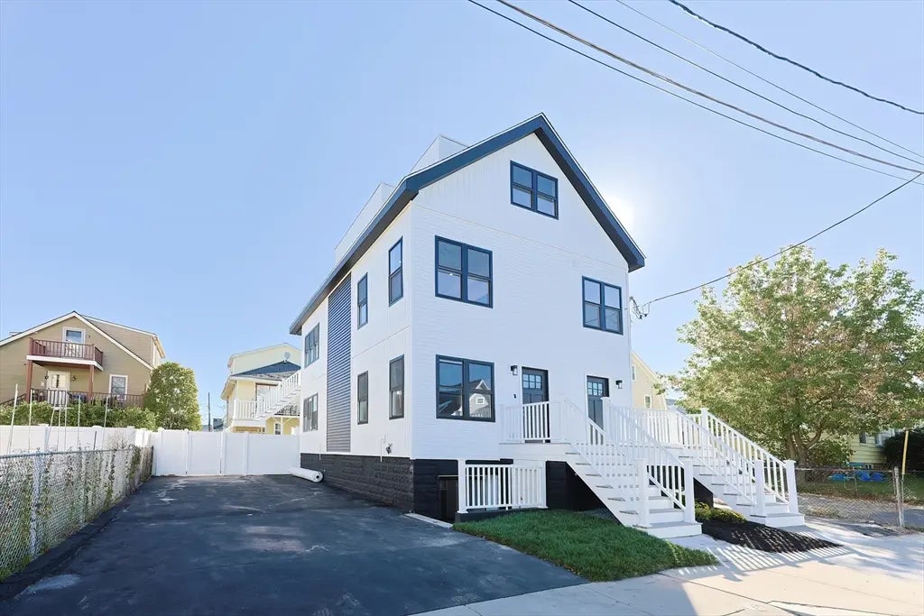 9 Trout Ave #2, Medford