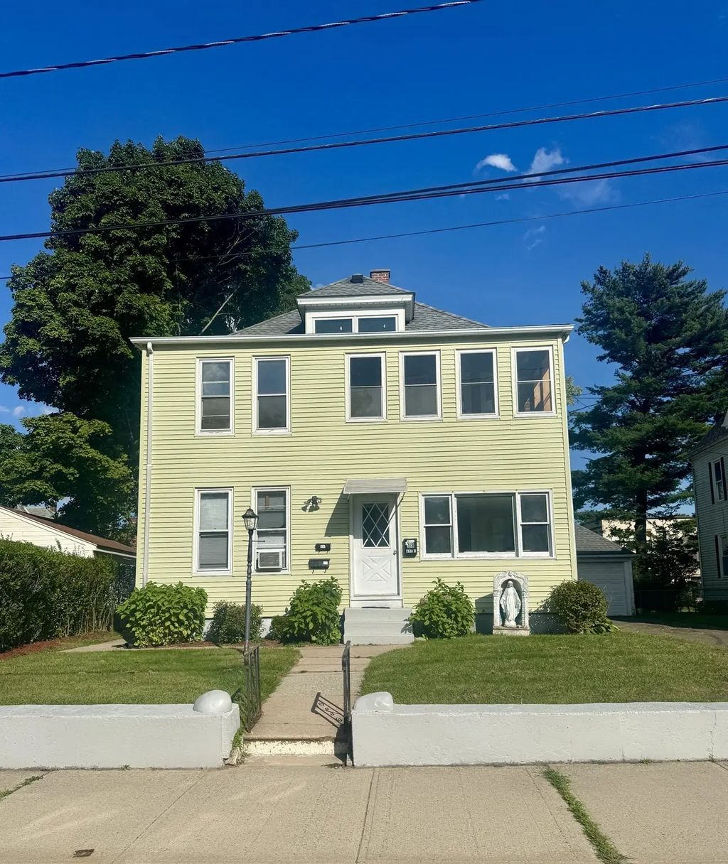 13 Dexter St, Holyoke