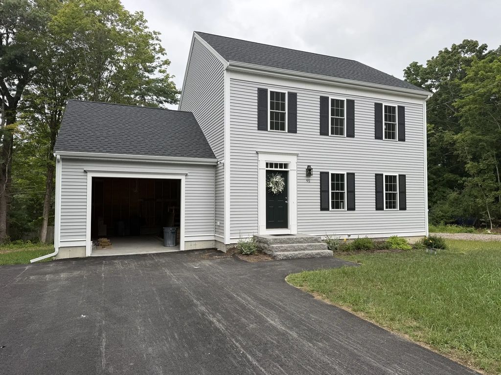 92 Forest Street, Middleboro