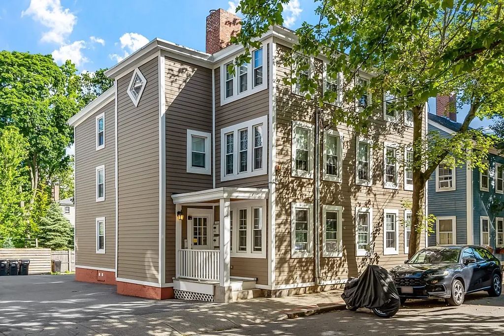 7 Andrew Street #14, Salem