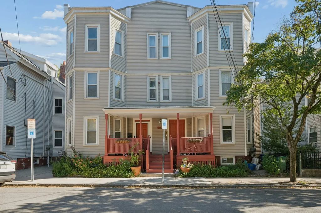 120 Pleasant #3, Cambridge