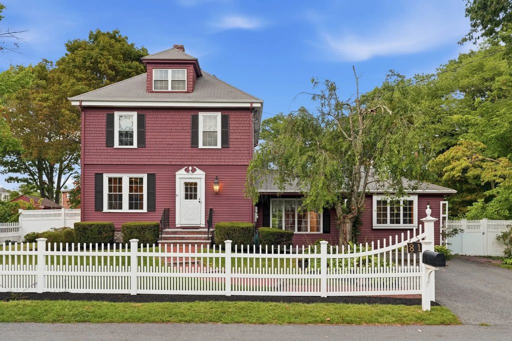 81 Ware St, Dedham