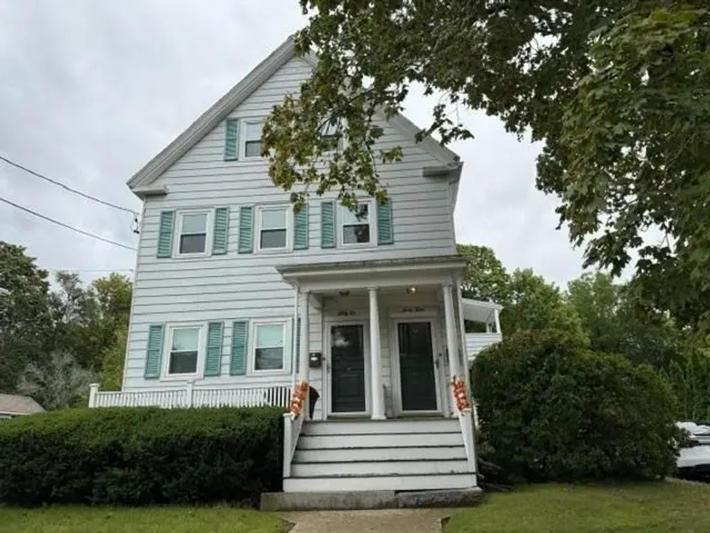 62 West Water Street #1, Rockland