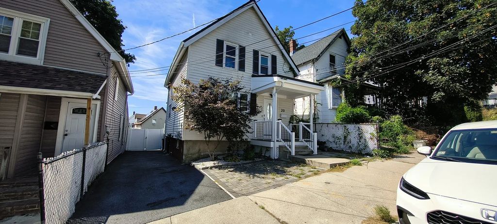 20 Pleasant View, Everett