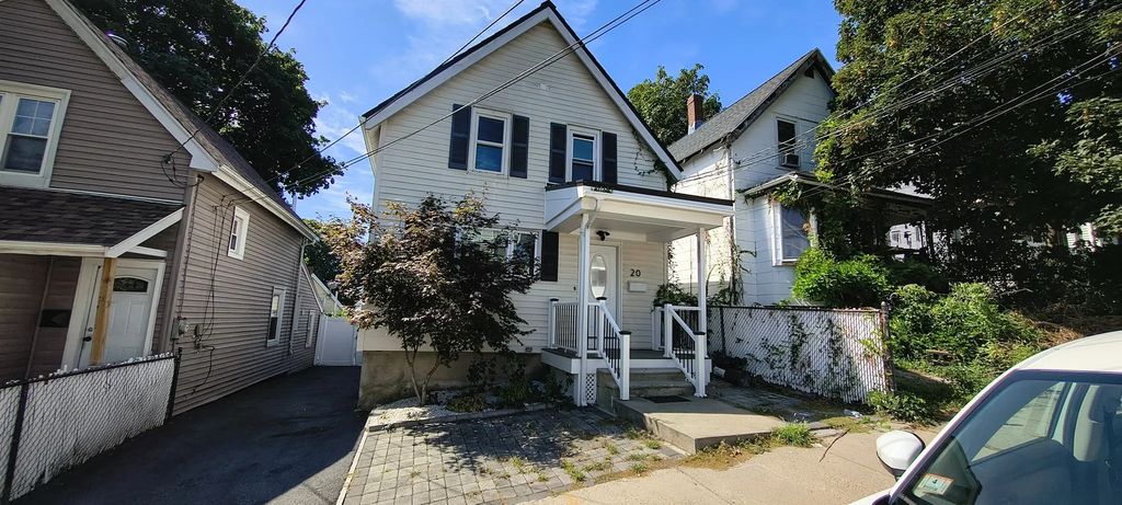 20 Pleasant View, Everett