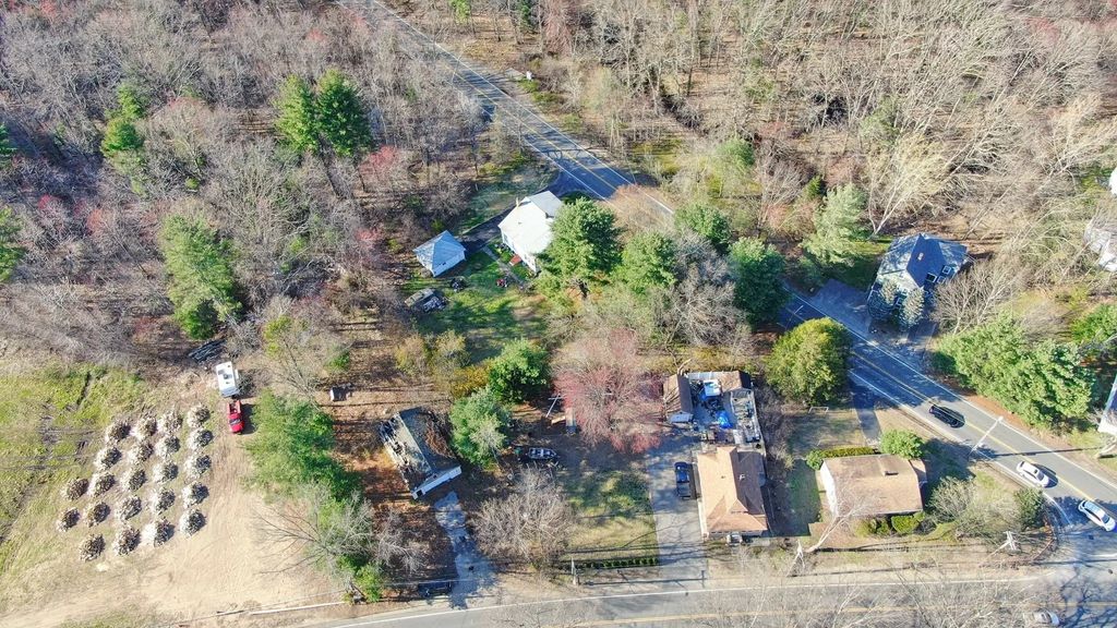 Hampshire Road, Methuen