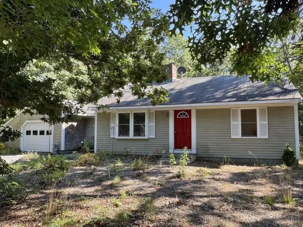 165 Kingsbury Beach Road, Eastham